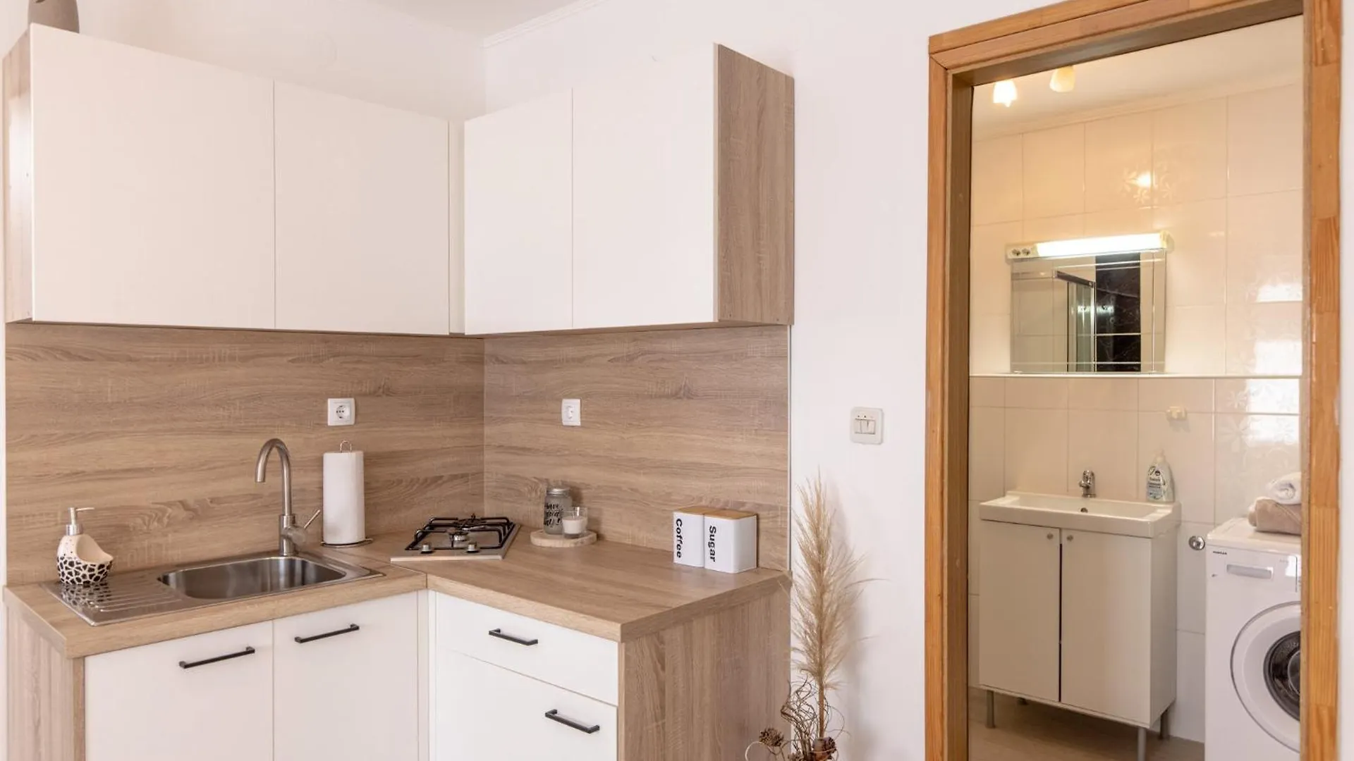 Roko V Apartment Crikvenica 0*,  Croatia