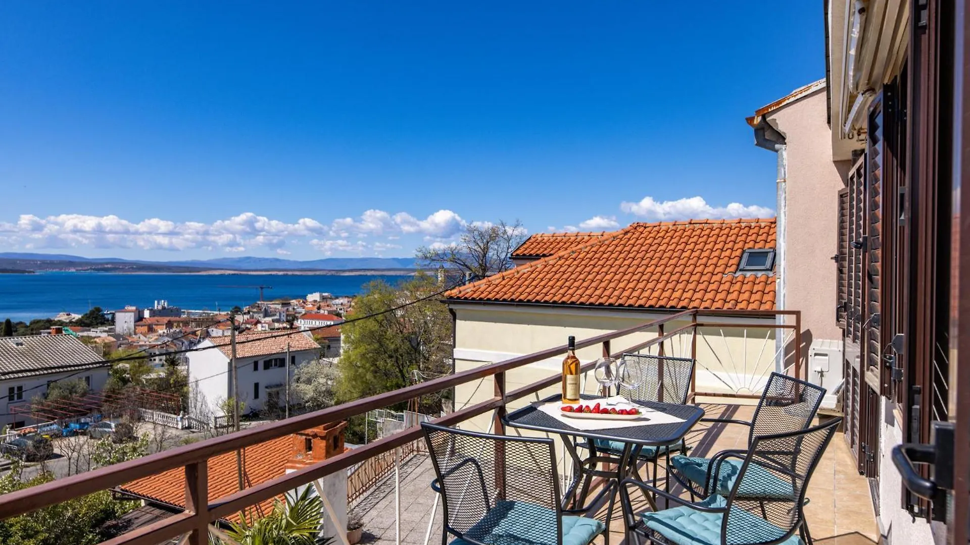 Roko V Apartment Crikvenica 0*,